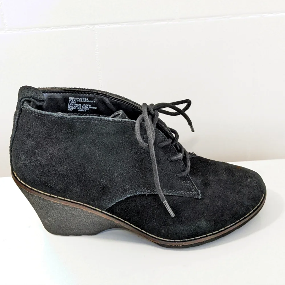 White mountain suede wedges - Picture 2 of 15